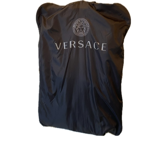 abrigo en lana azul marino de Versace