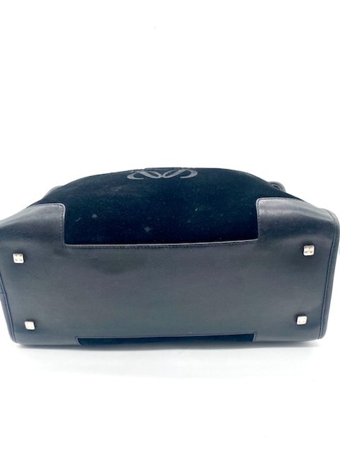 Amazona Loewe ante negro