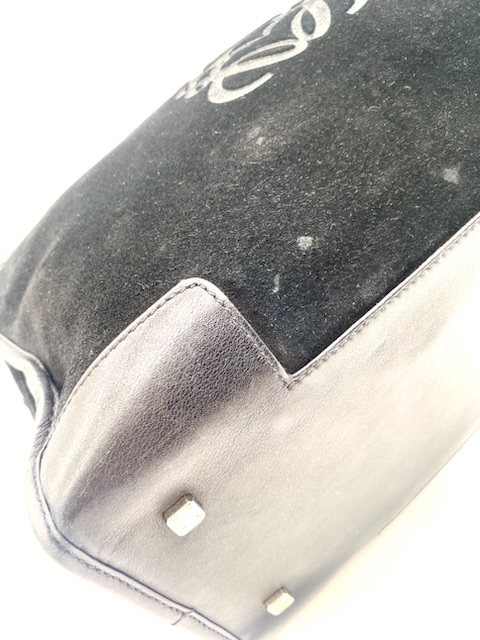 Amazona Loewe ante negro
