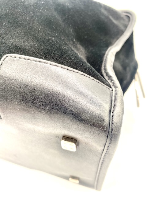 Amazona Loewe ante negro