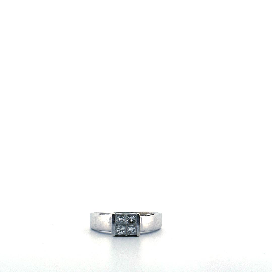 anillo de oro blanco