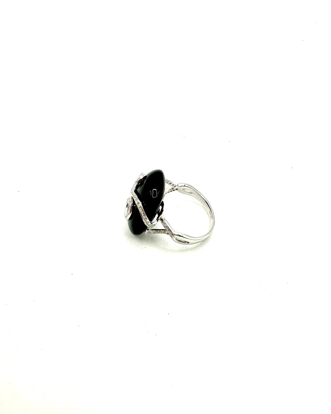 anillo oro y onix