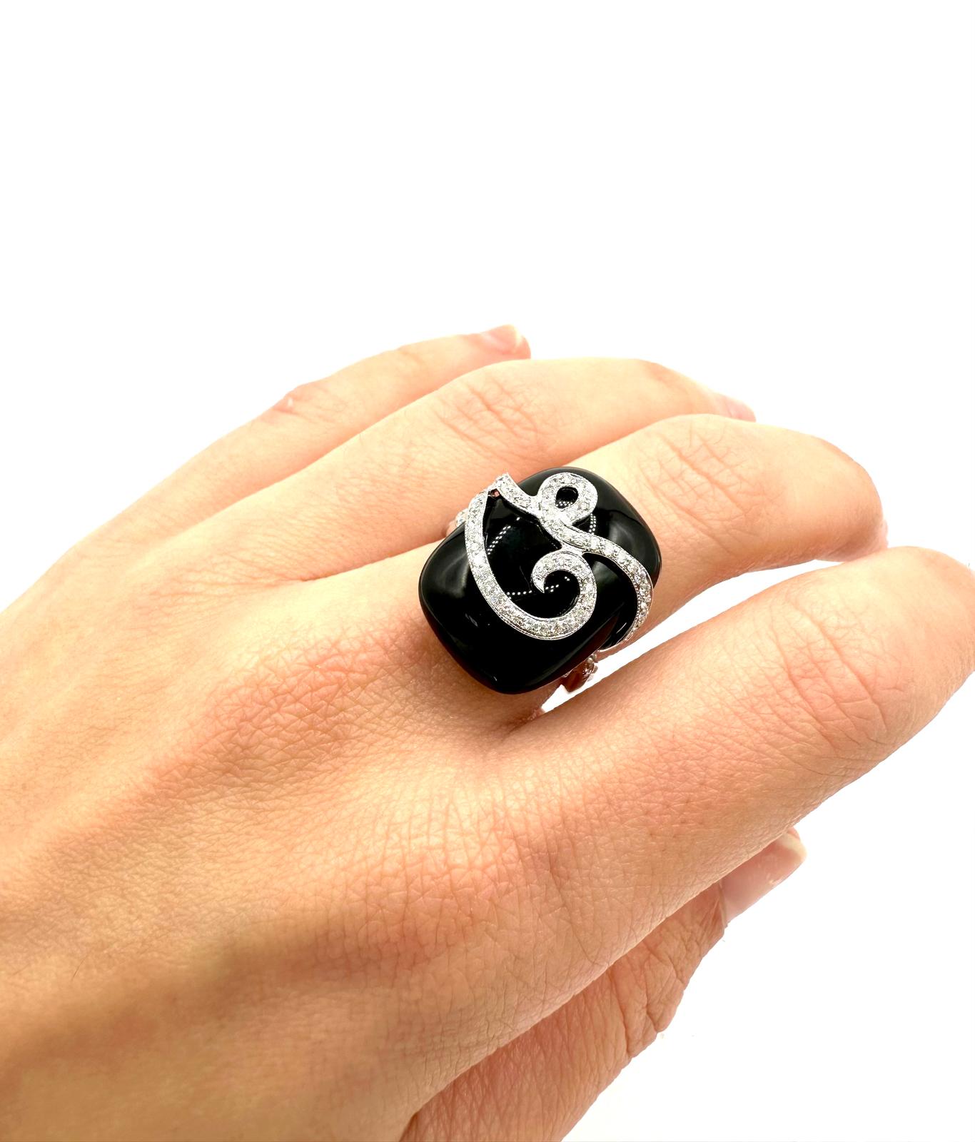anillo oro y onix