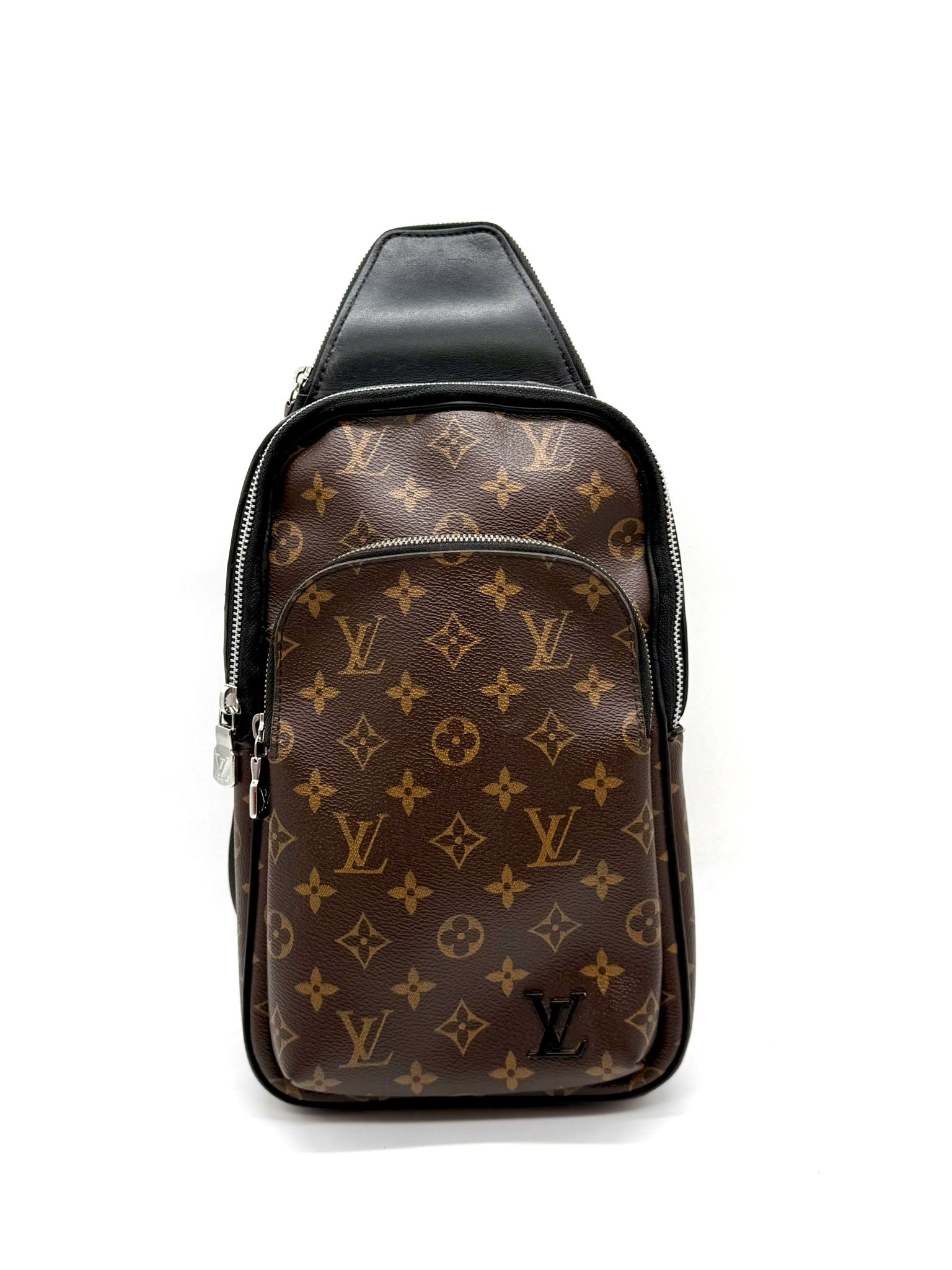 avenue sling louis vuitton