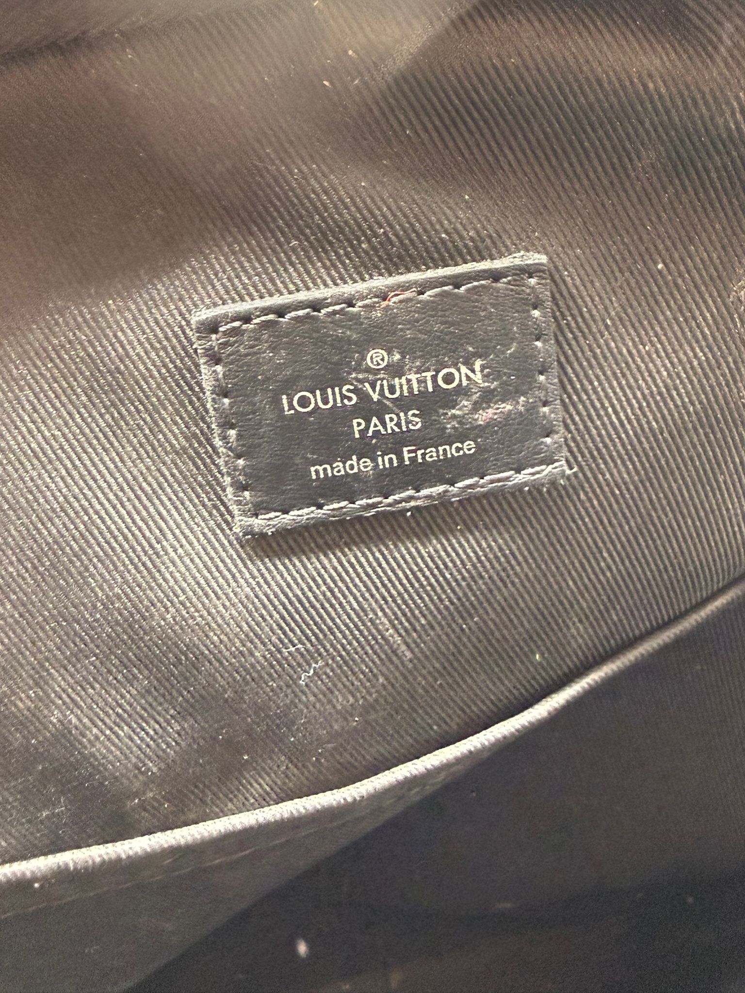 avenue sling louis vuitton