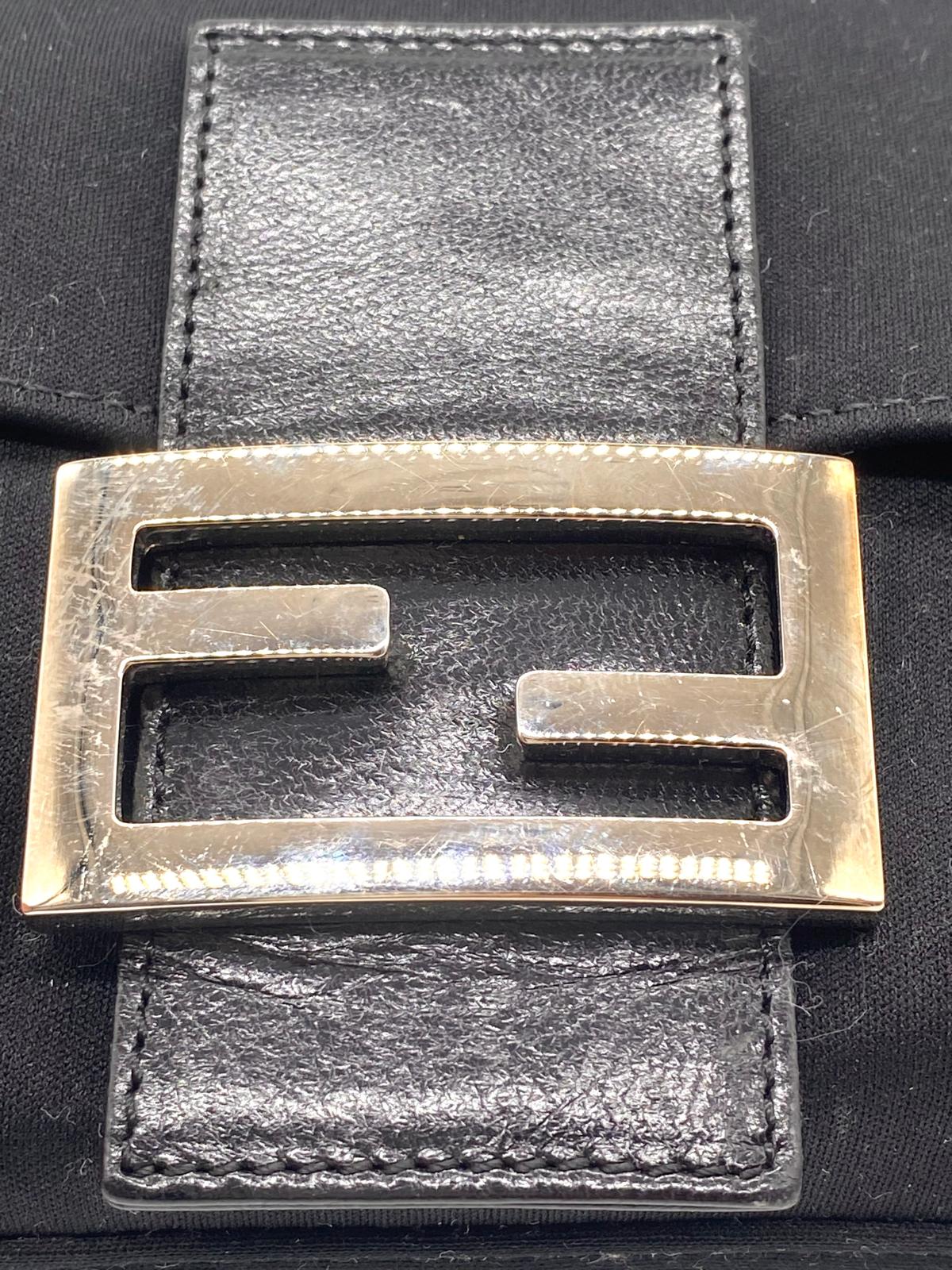 bagette fendi