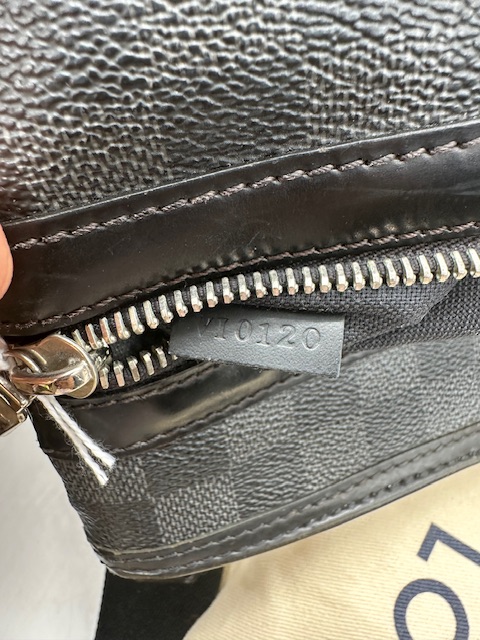 BANDOLERA LOUIS VUITTON THOMAS EN DAMIER GRAPHITE