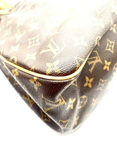 Batignoles vertical Louis Vuitton