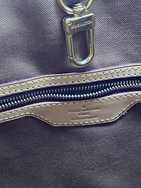 Batignoles vertical Louis Vuitton