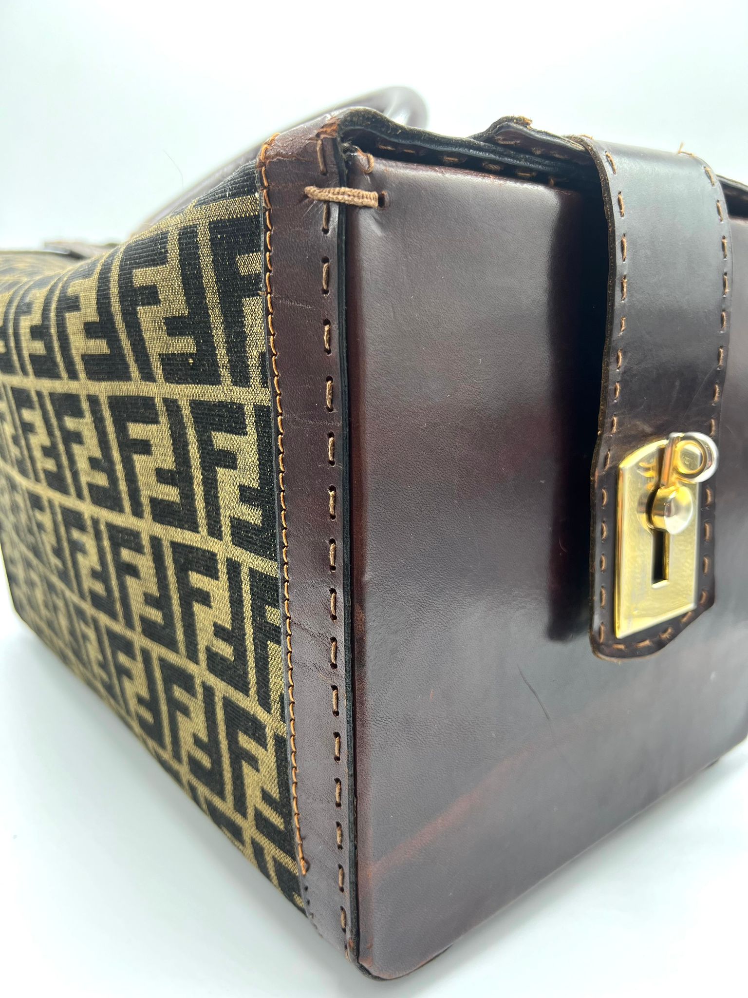 baul vintage fendi