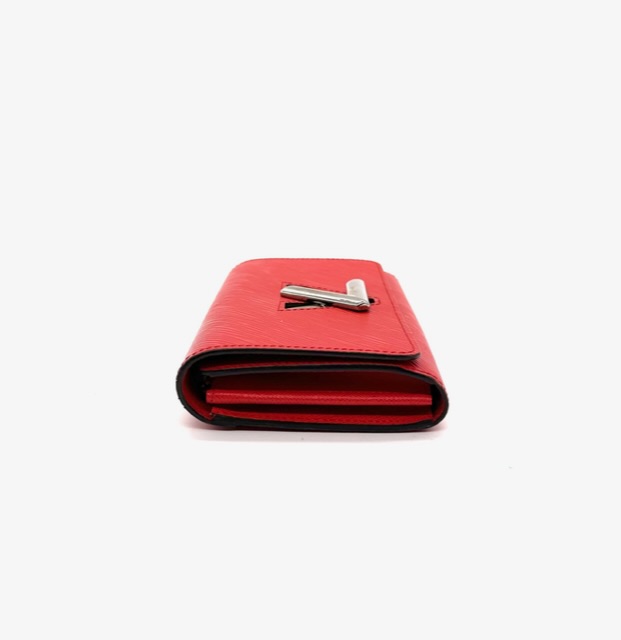 Billetera Louis Vuitton color rojo