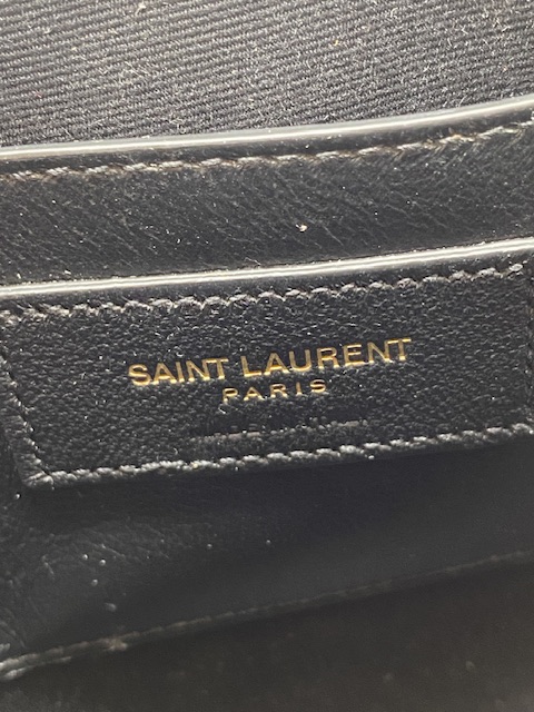 Boite Love Saint Laurent