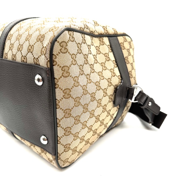 Bolsa de viaje Gucci GG supreme.