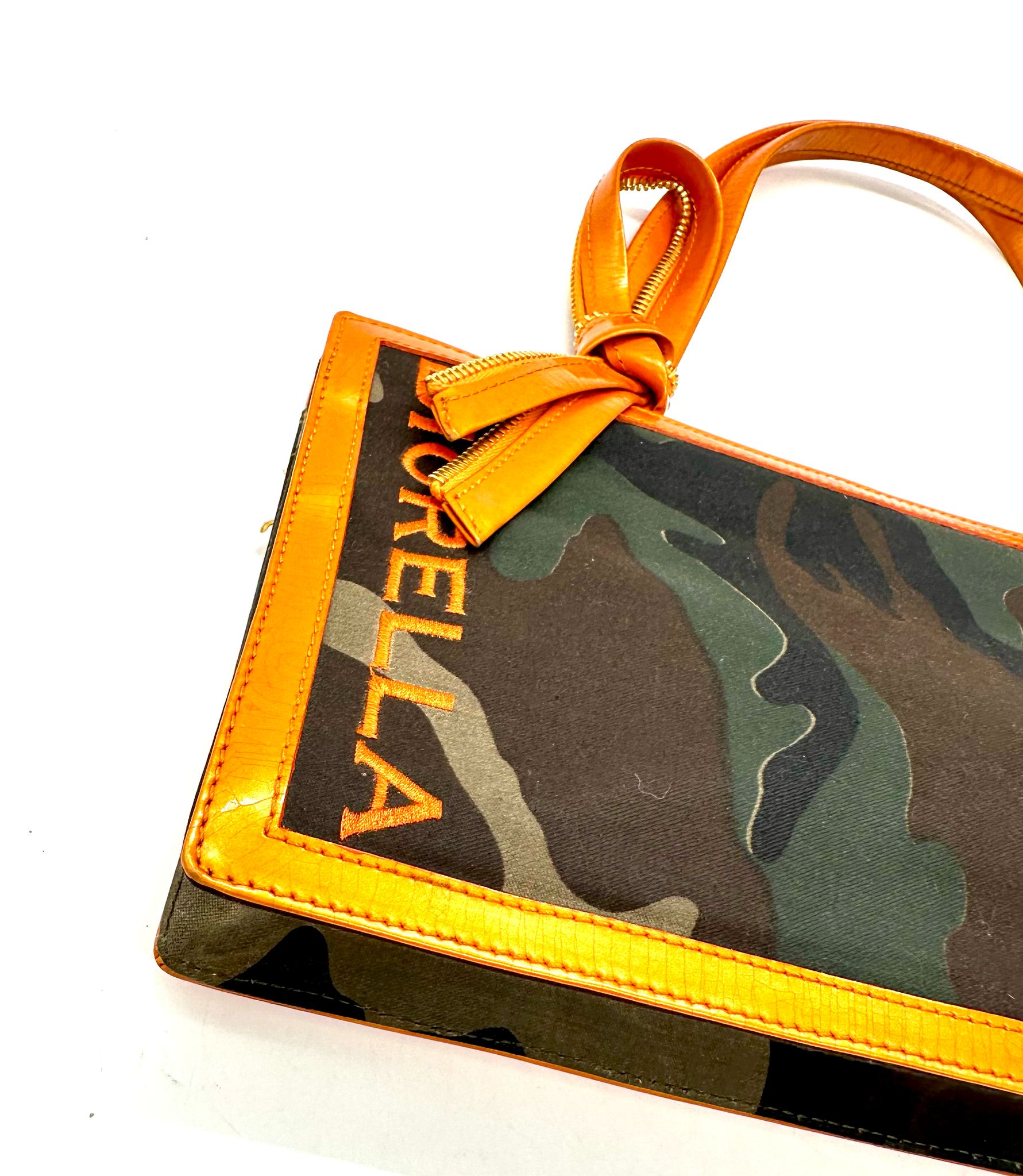 Bolso Dior en piel de camuflaje