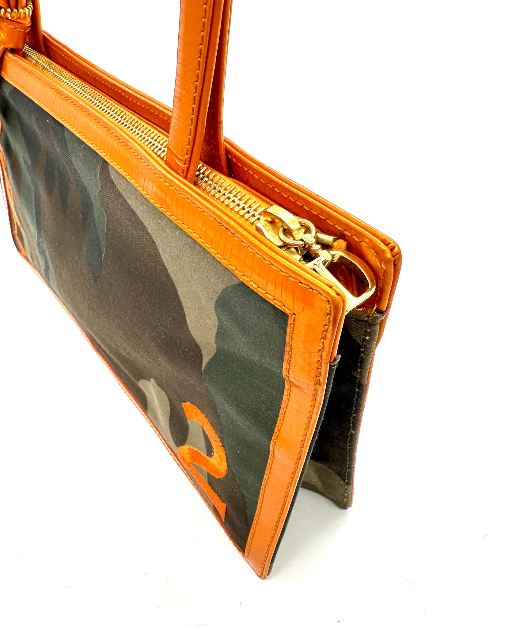 Bolso Dior en piel de camuflaje