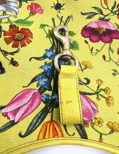 Bolso Gucci Jackie de la línea Flora amarilla