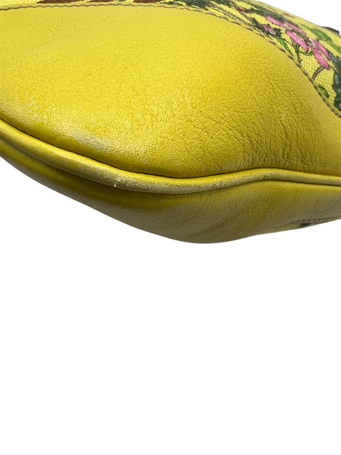 Bolso Gucci Jackie de la línea Flora amarilla