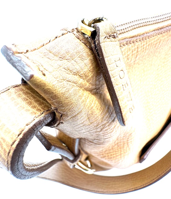 Bolso Loewe Hobo en color Camel