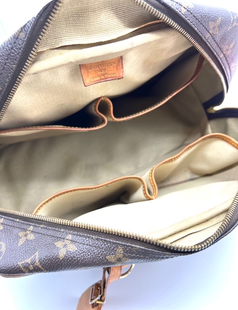 Bolso Louis Vuitton Deauville Monogram