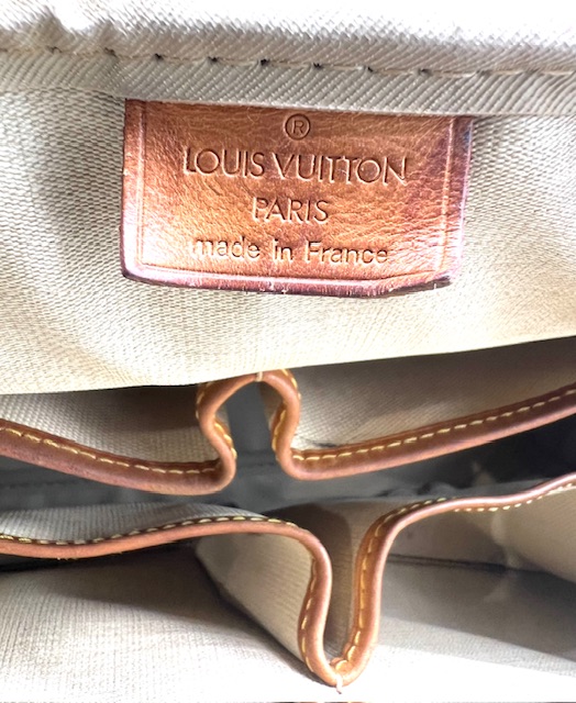 Bolso Louis Vuitton Deauville Monogram