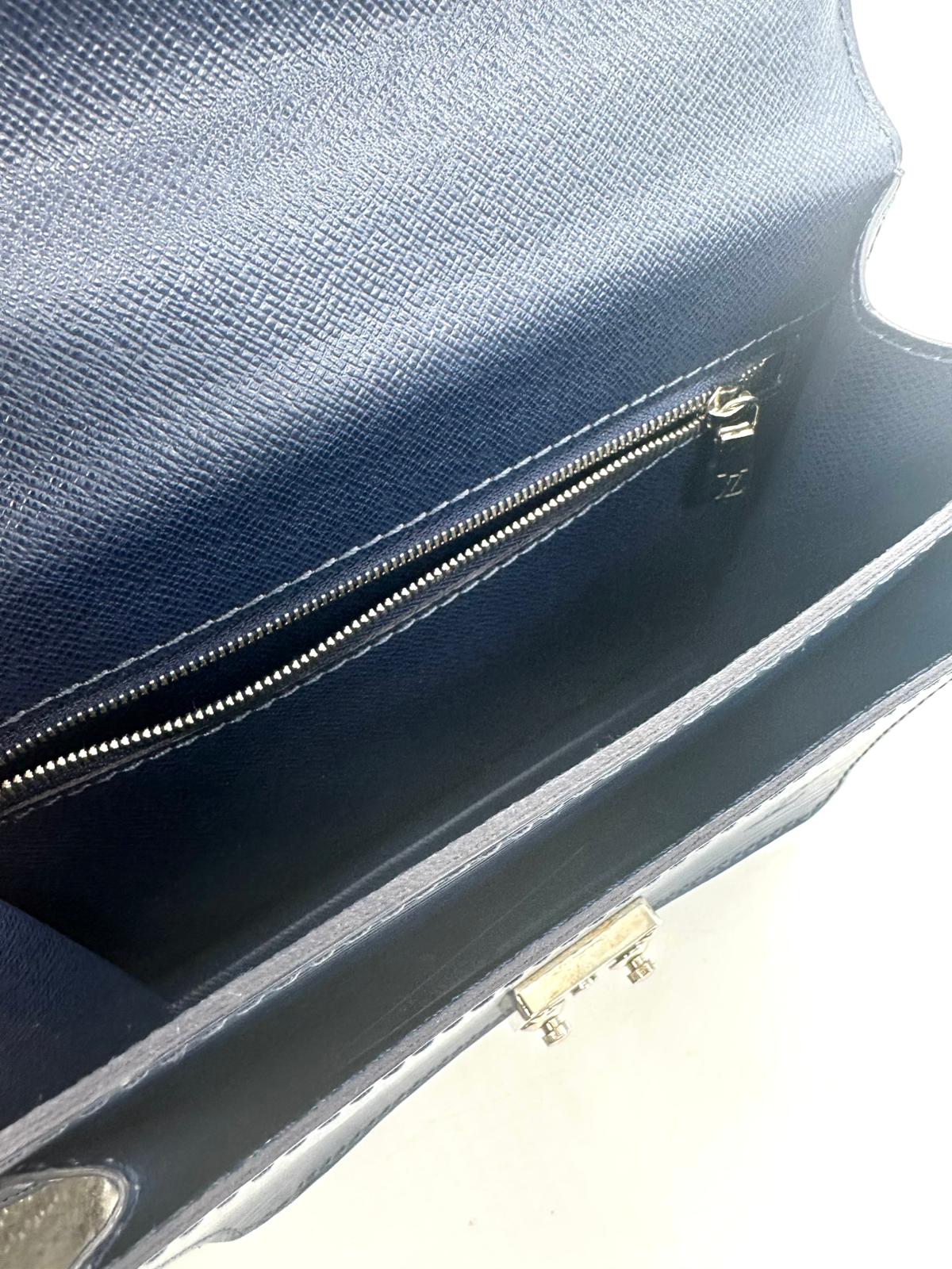 Bolso Louis Vuitton en piel Epi
