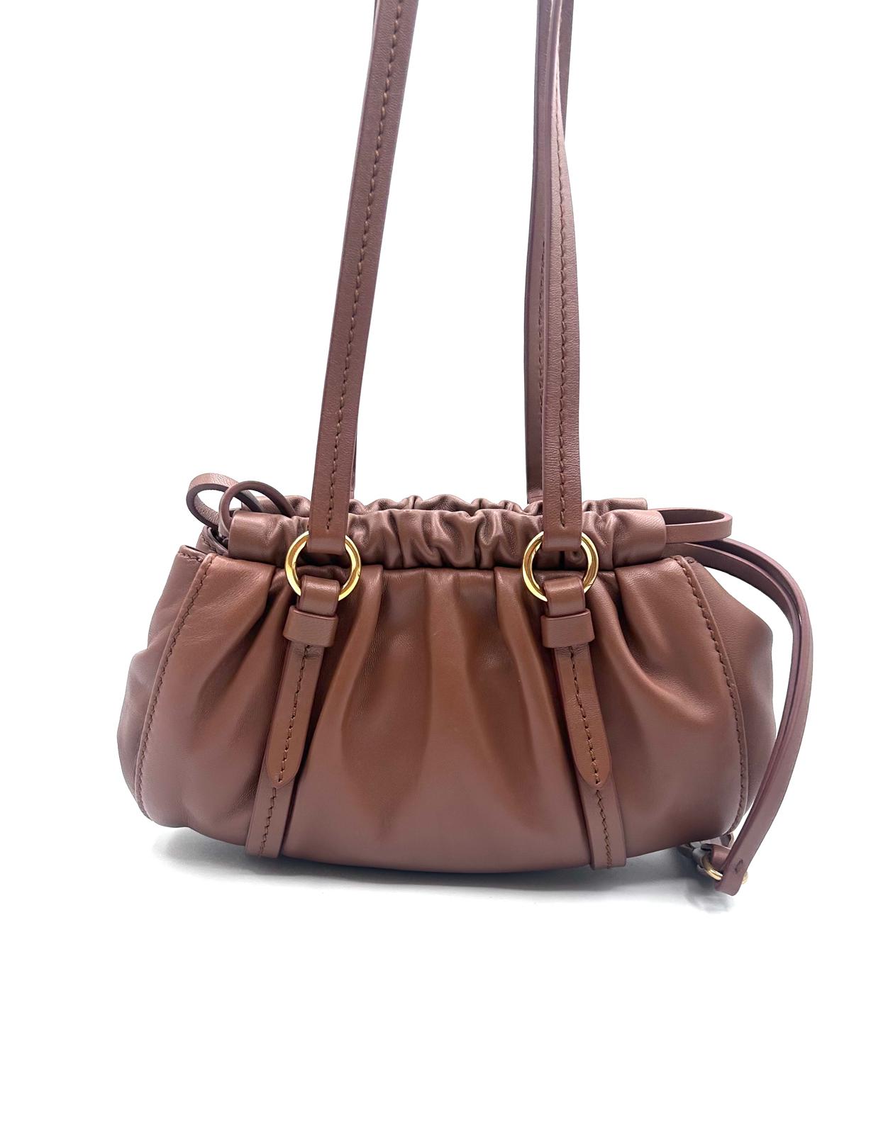 Bolso miu miu
