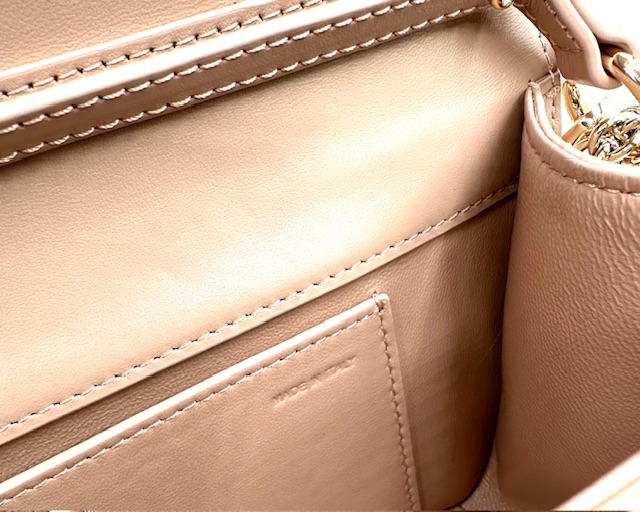 Bolso Valentino Garavani Lòco Rosa Pálido