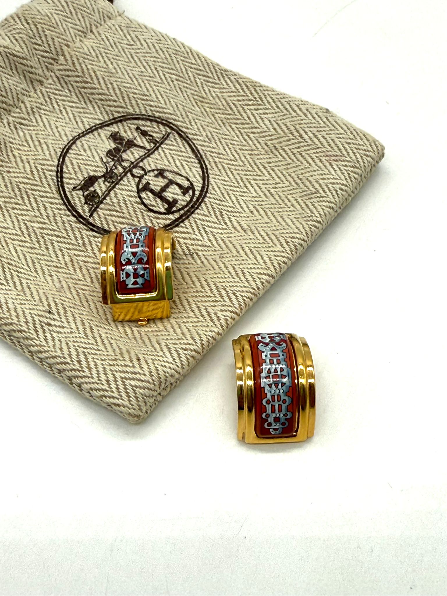 Pendientes hermès