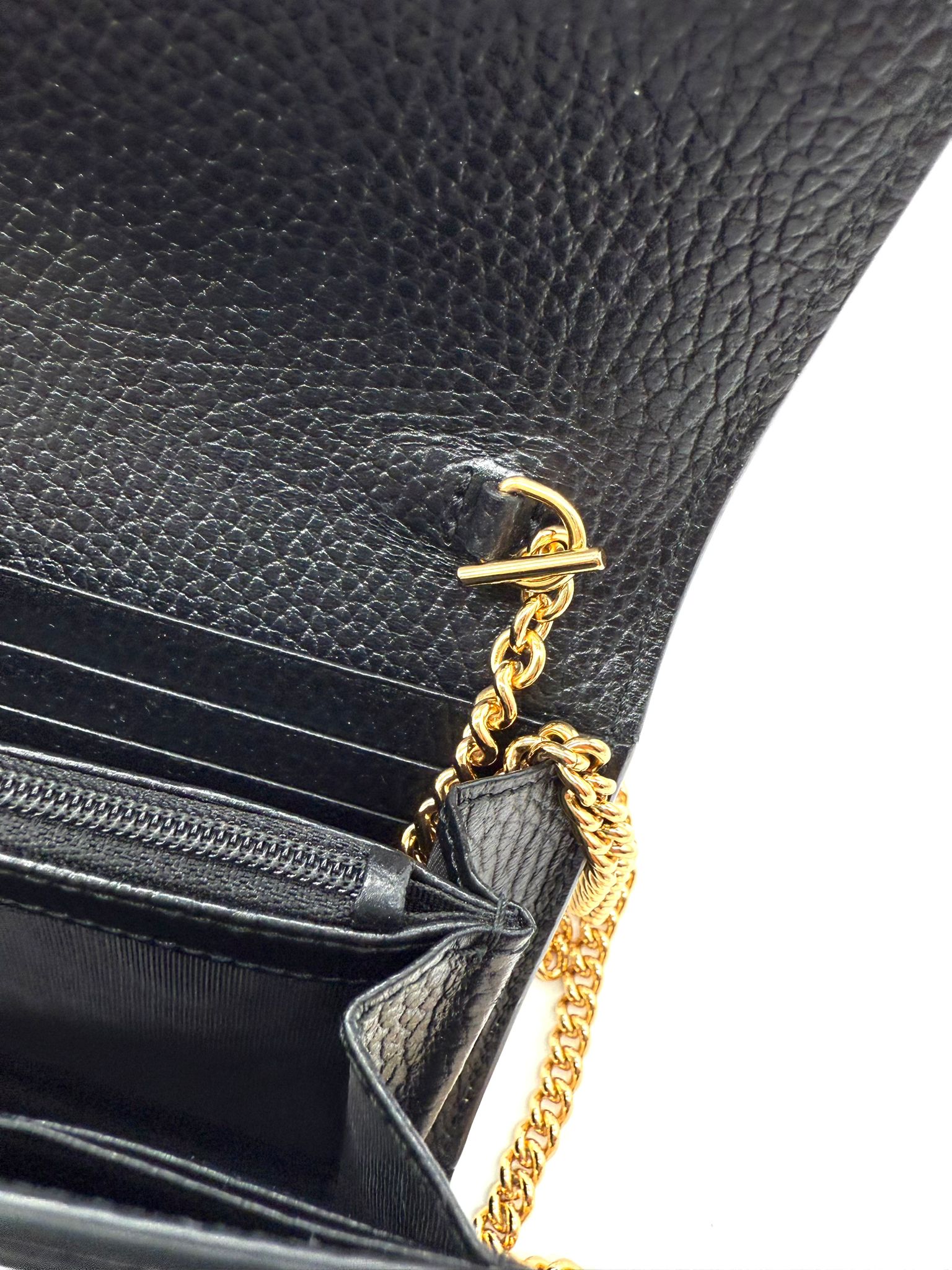 RESERVADO Gucci super mini chain wallet