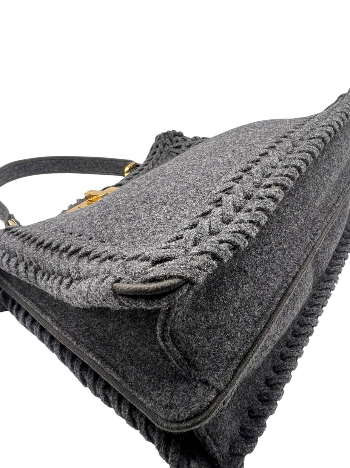 Fendi Peekaboo ISeeU tela gris