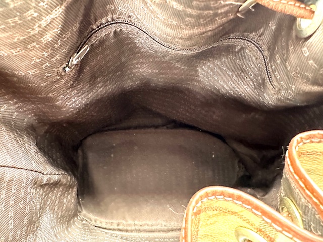 Bombonera Burberry bandolera beige