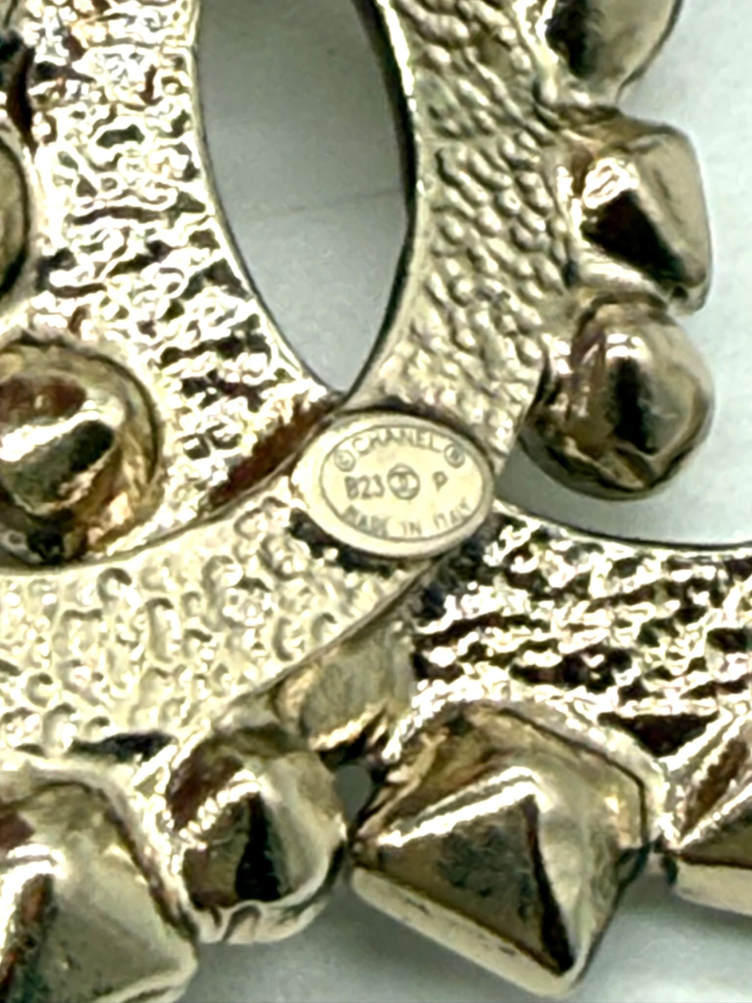 Broche Chanel