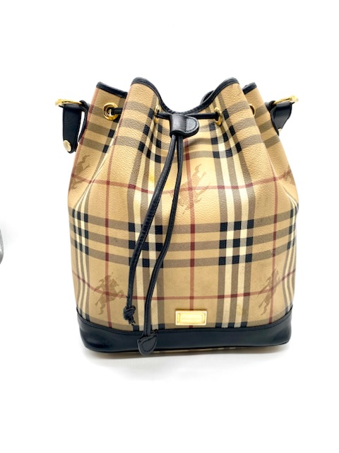 Bucket Burberry