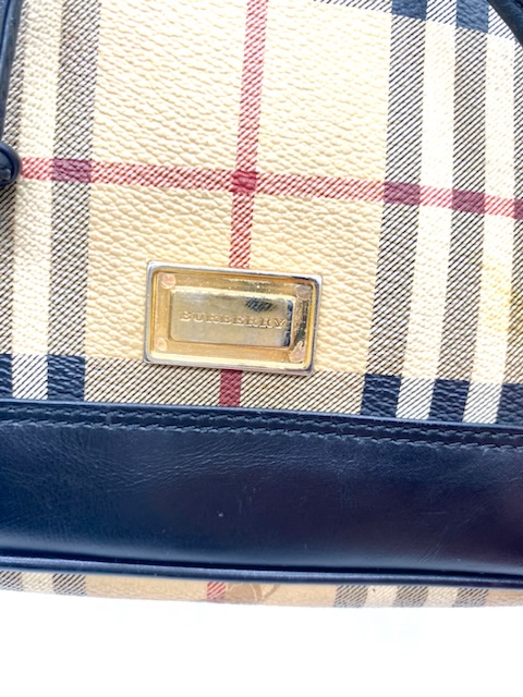 Bucket Burberry