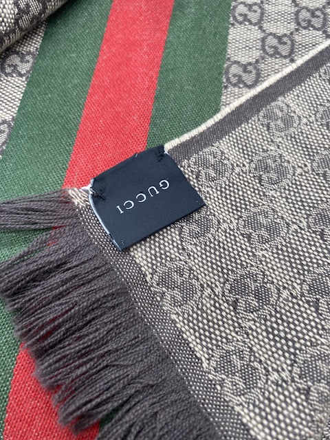 Bufanda Gucci