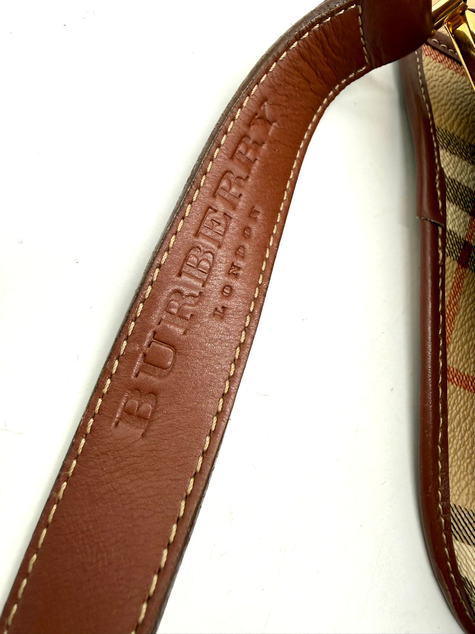 Burberry Round