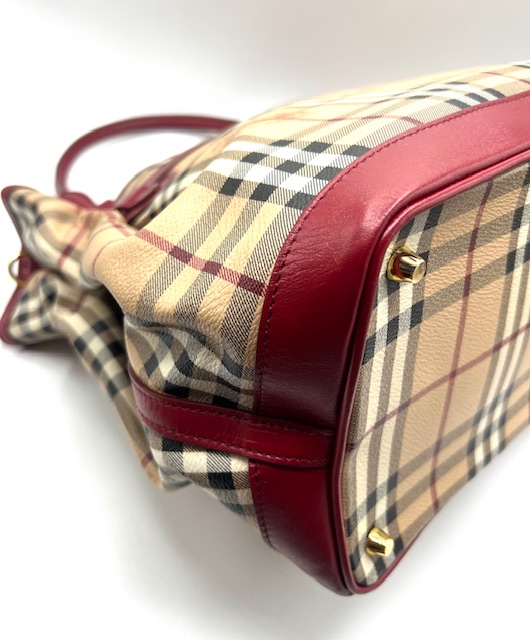 Burberry Tote Bag en lona con detalles en cuero rojo