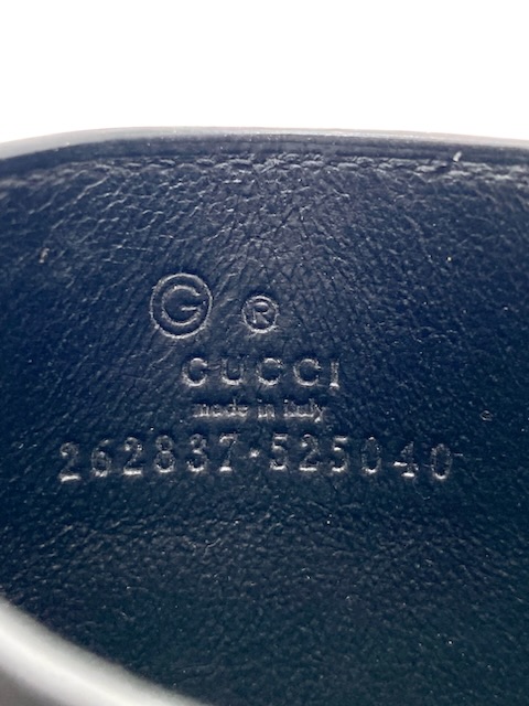 Card holder Gucci en cuero labrado negro