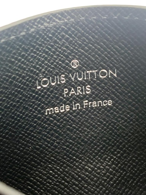 Cardholder Louis Vuitton piel taiga