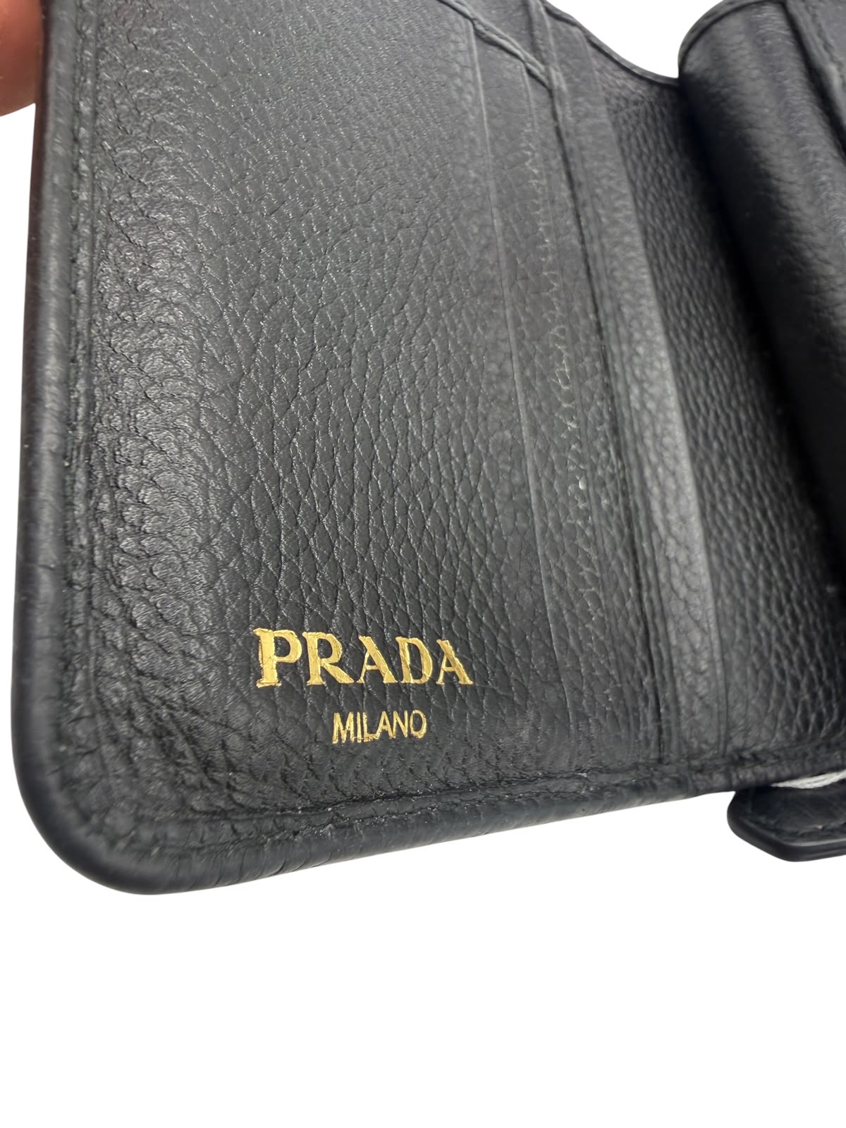 Cartera compacta Prada