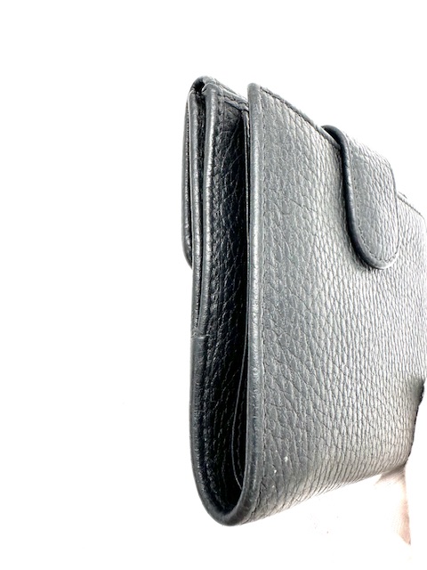 CARTERA GUCCI INTERLOCKING EN CUERO NEGRO VINTAGE