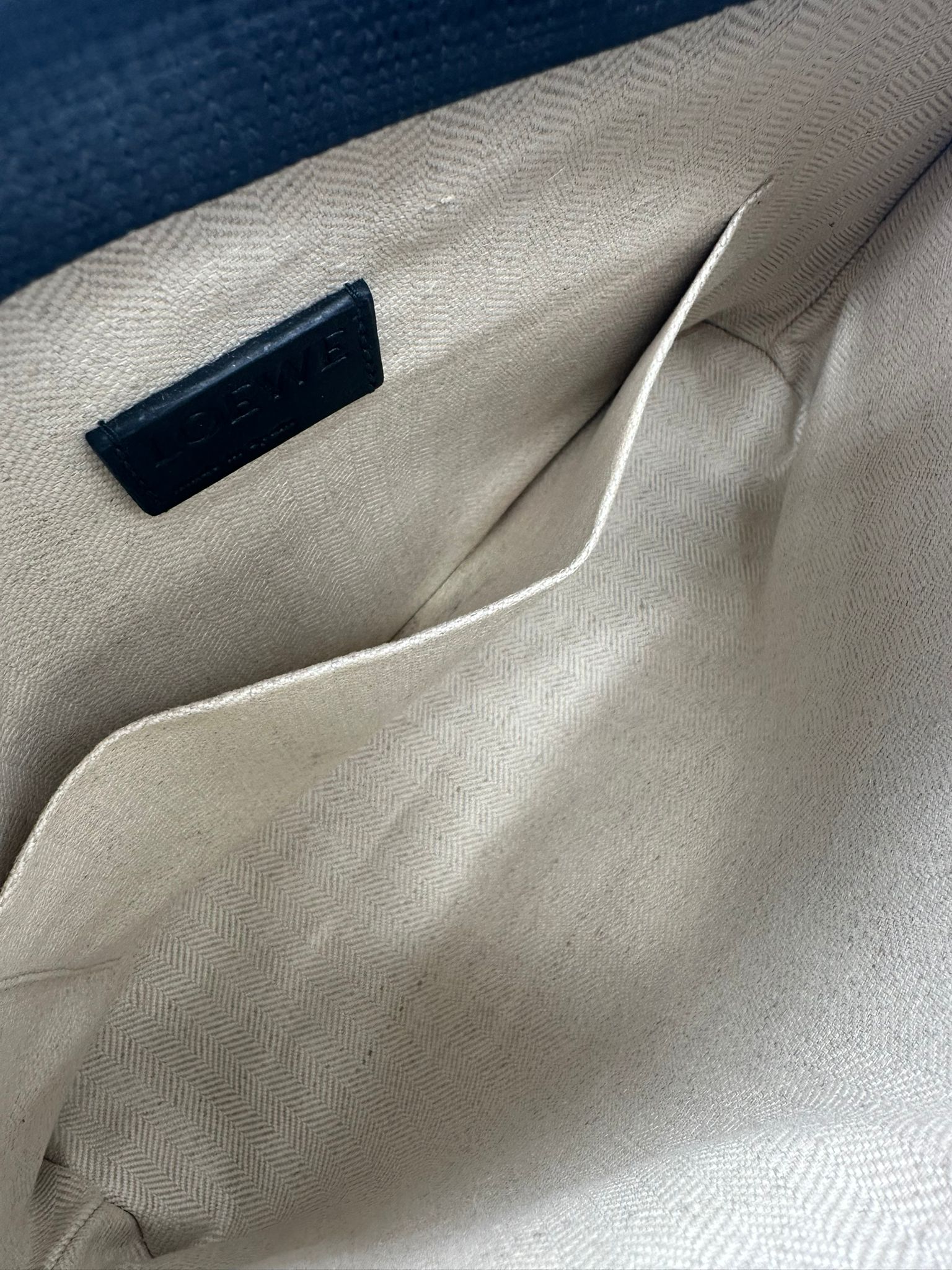 cartera Loewe