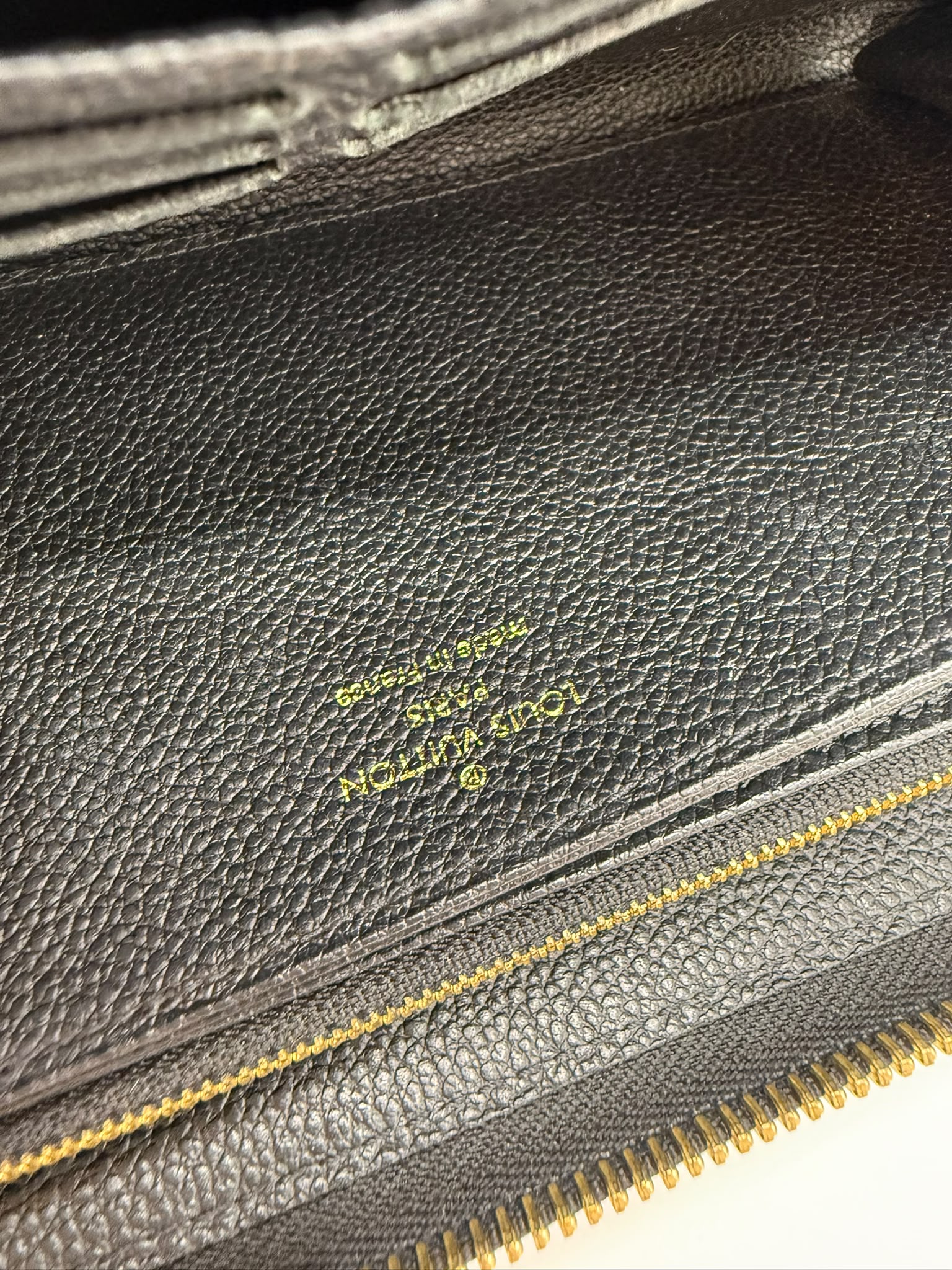 Cartera Louis Vuitton Zippy