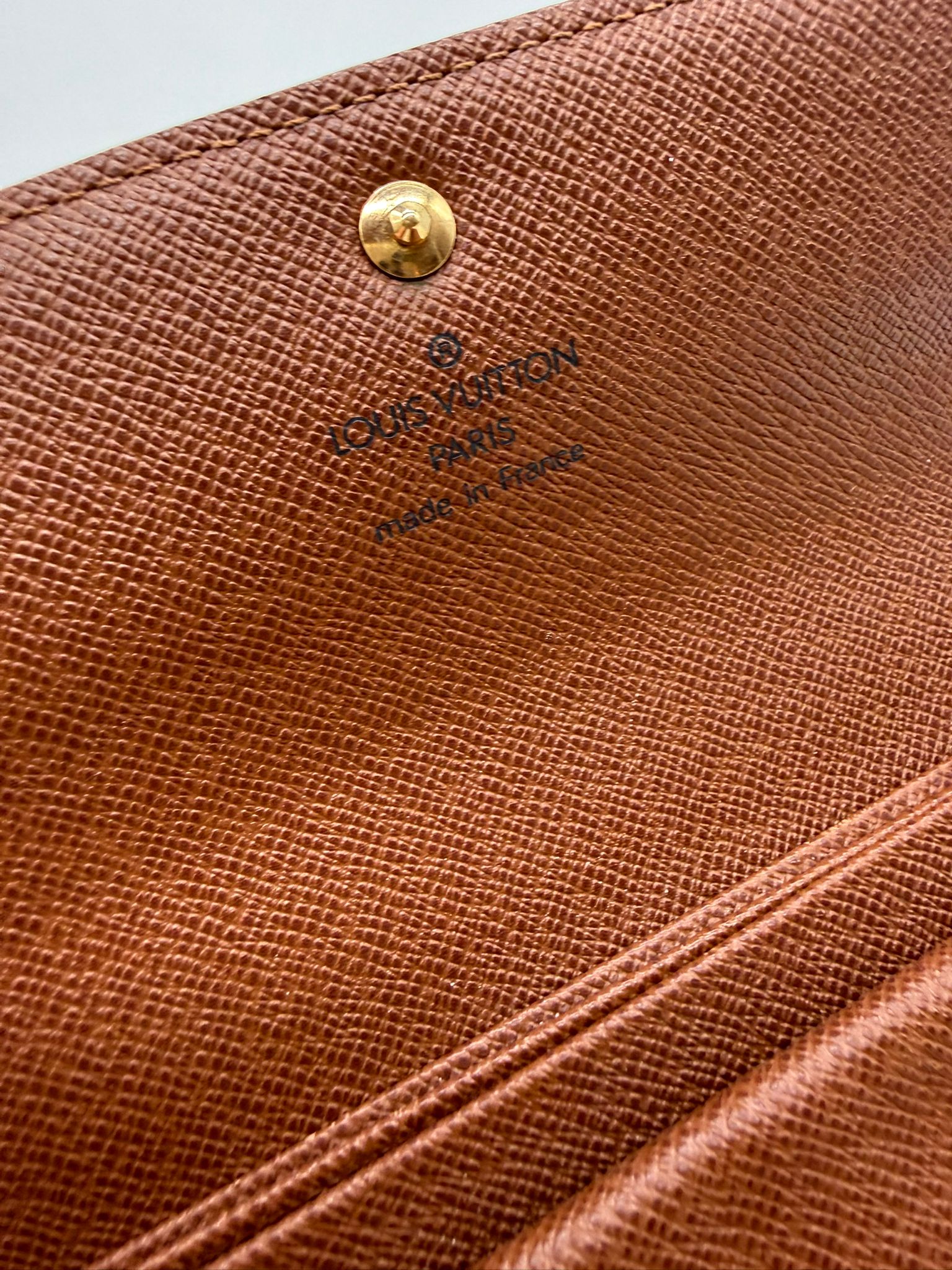 Cartera LV