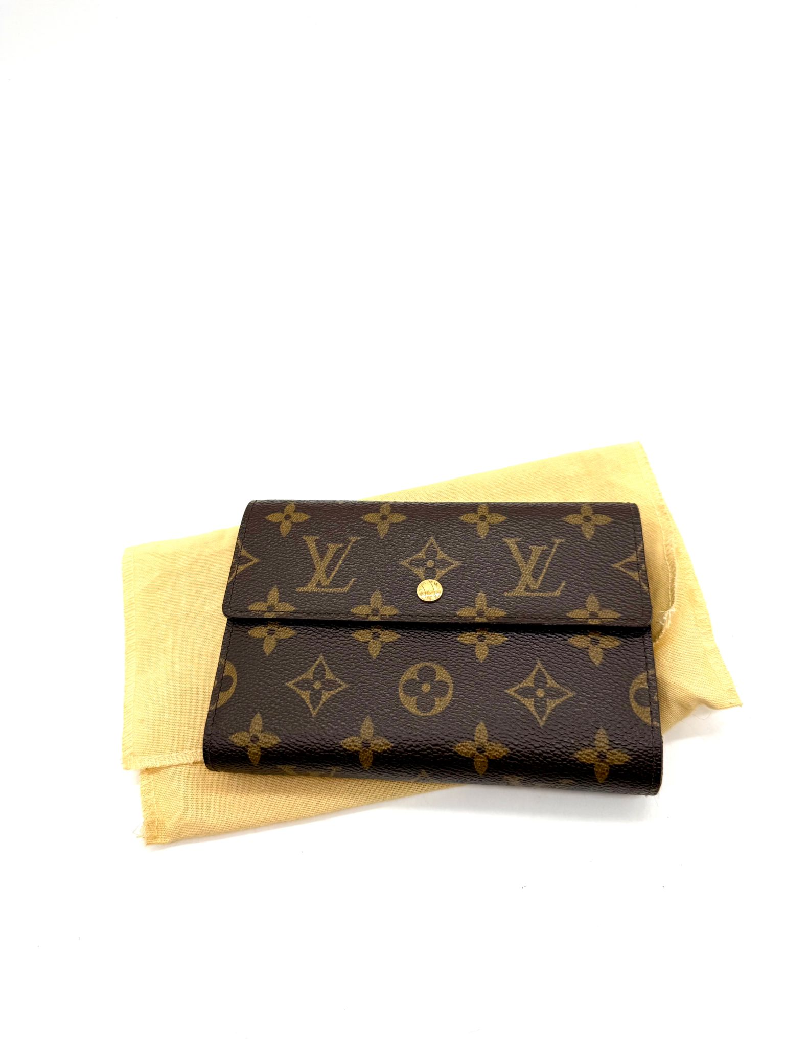 Cartera LV