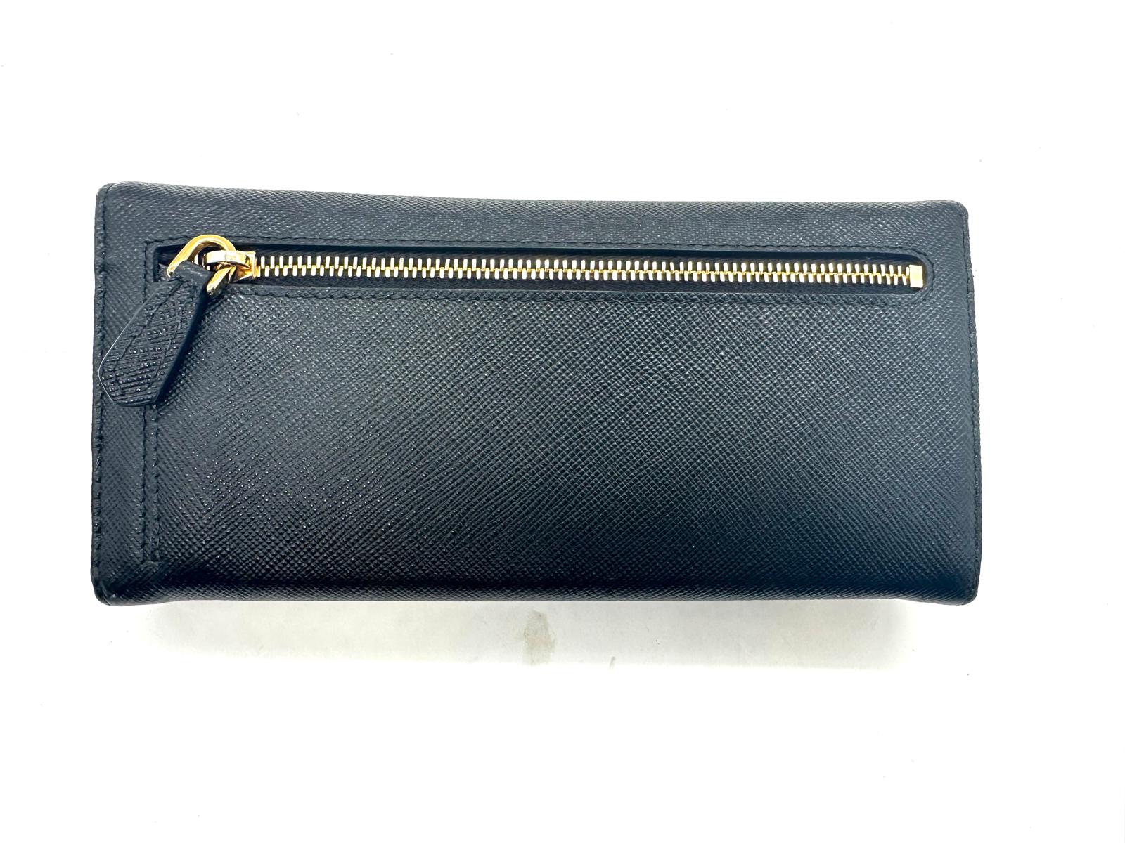Cartera Prada