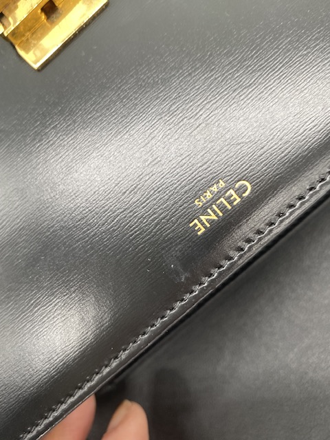 Celine Triomphe 18