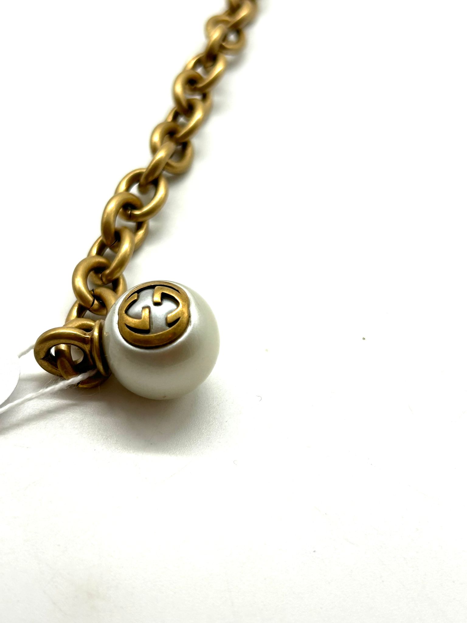 chain bee gucci