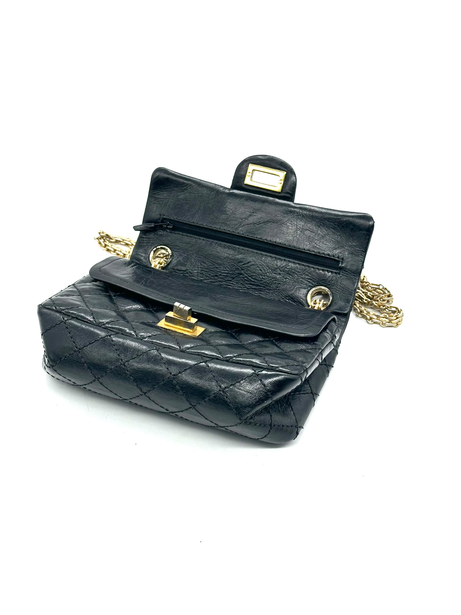 Chanel 2.55