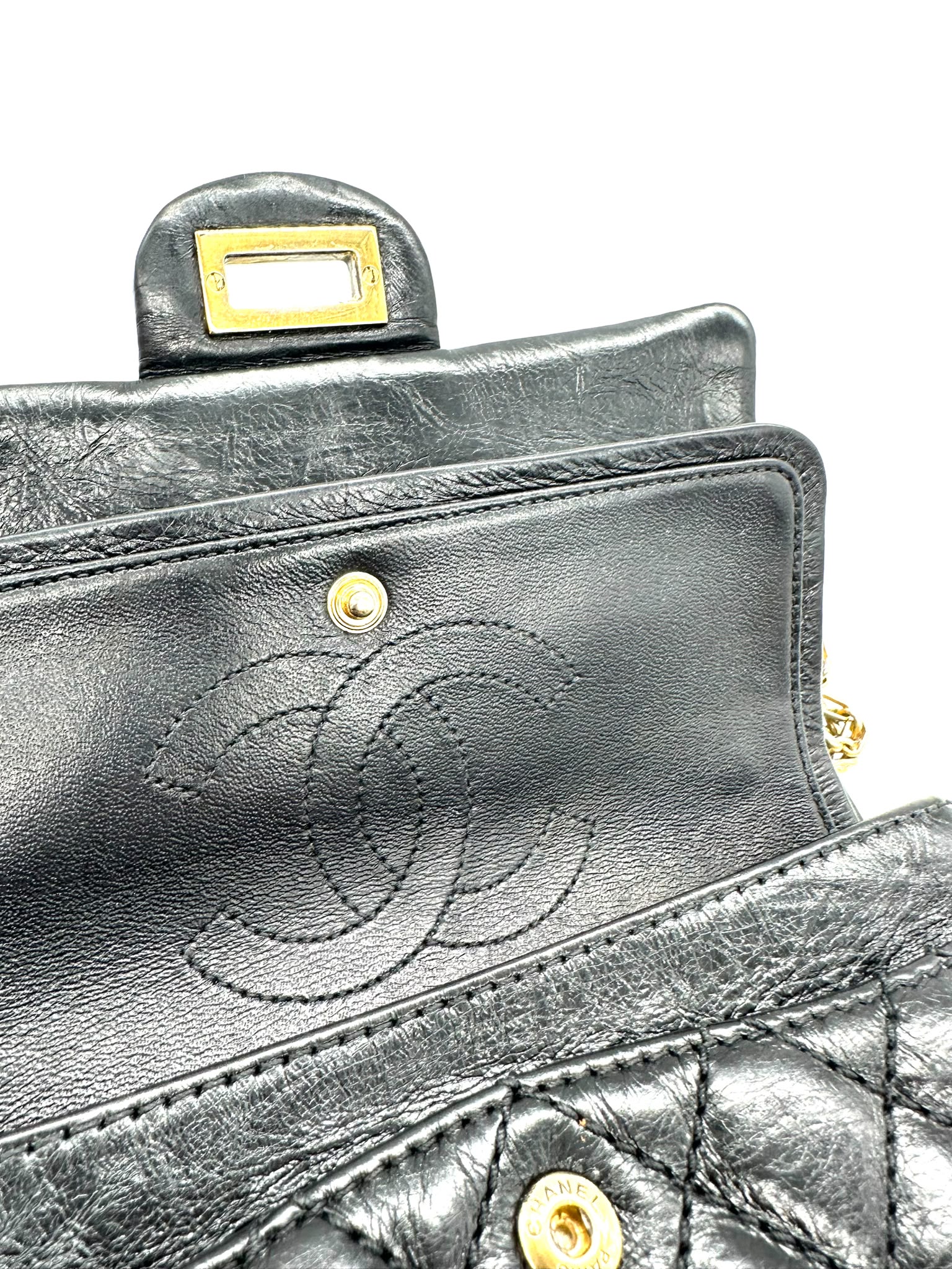 Chanel 2.55